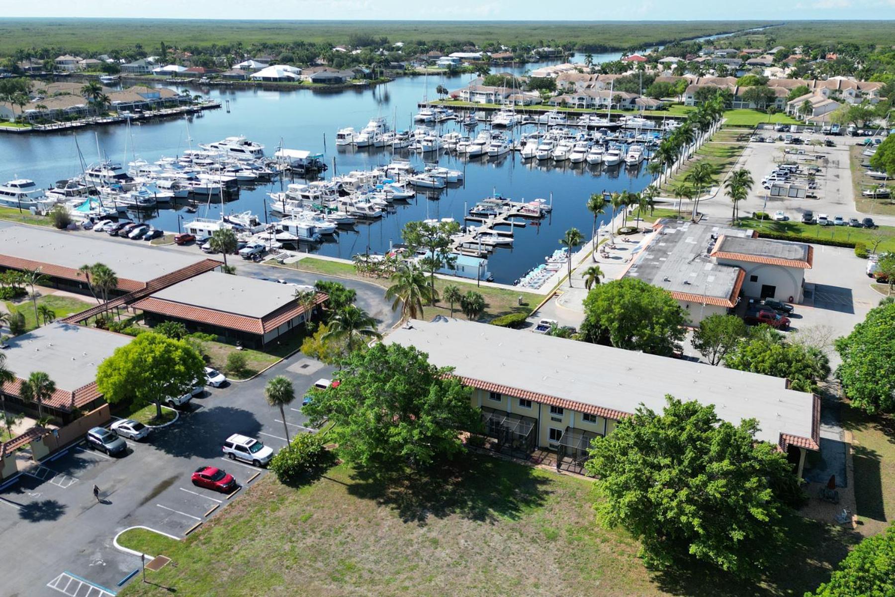 شقة Marina Getaway On The Water! North North Naples المظهر الخارجي الصورة