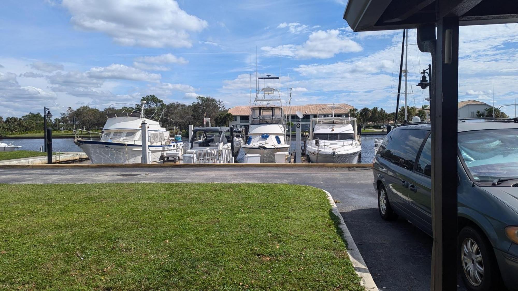 شقة Marina Getaway On The Water! North North Naples المظهر الخارجي الصورة